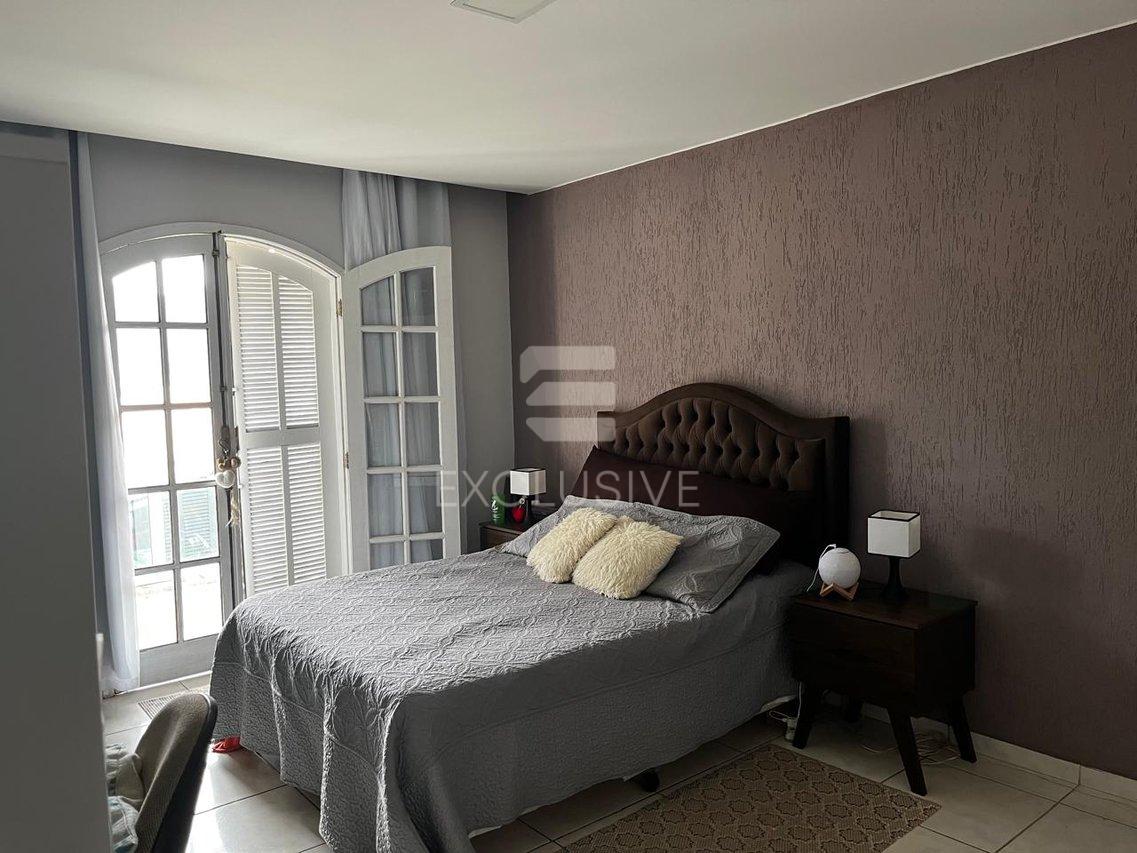 Excelente casa 3 quartos - R$520.000,00 - Sitio são Luiz - Nova Friburgo Rua Margarida Nova Friburgo - 