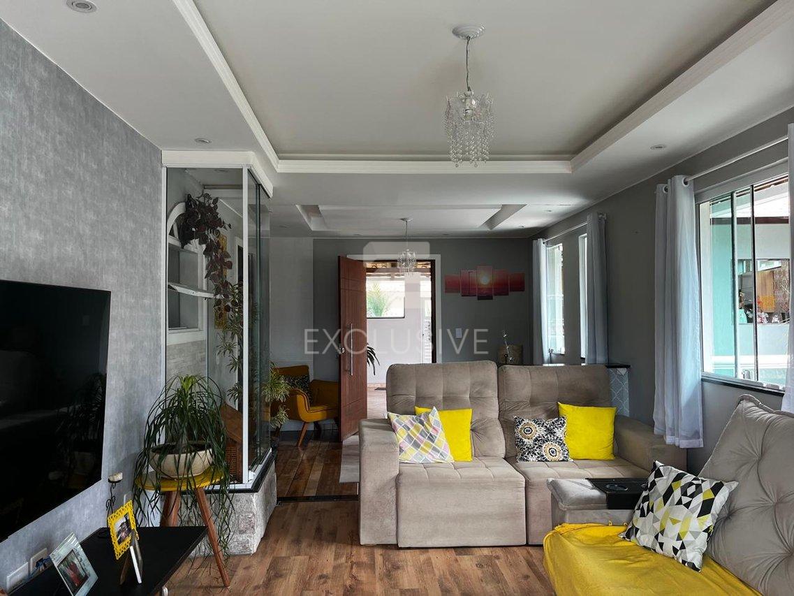 Excelente casa 3 quartos - R$520.000,00 - Sitio são Luiz - Nova Friburgo Rua Margarida Nova Friburgo - 