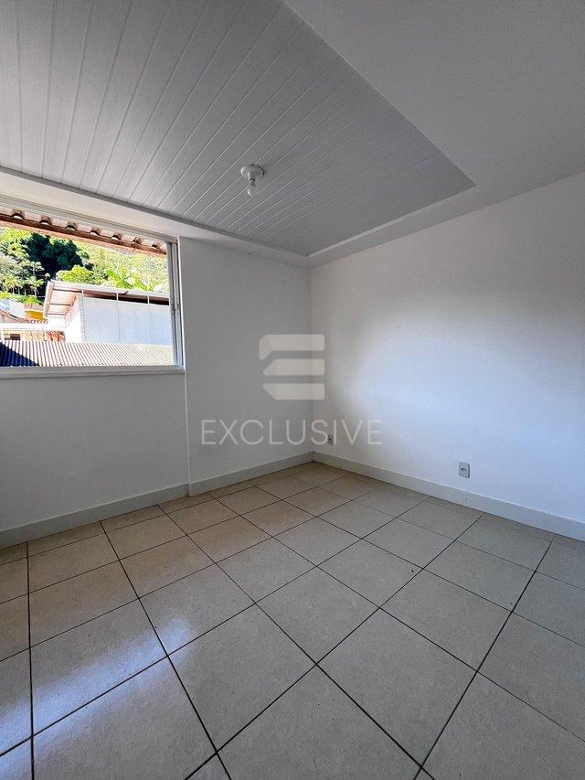 Casa com 2 dormitórios à venda, 70 m² por R$ 320.000,00 - Olaria - Nova Friburgo/RJ - Nova Friburgo - 