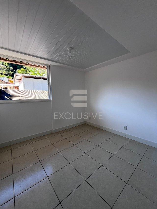 Casa com 2 dormitórios à venda, 70 m² por R$ 320.000,00 - Olaria - Nova Friburgo/RJ - Nova Friburgo - 