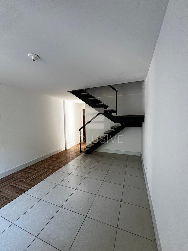 Casa com 2 dormitórios à venda, 70 m² por R$ 320.000,00 - Olaria - Nova Friburgo/RJ - Nova Friburgo - 