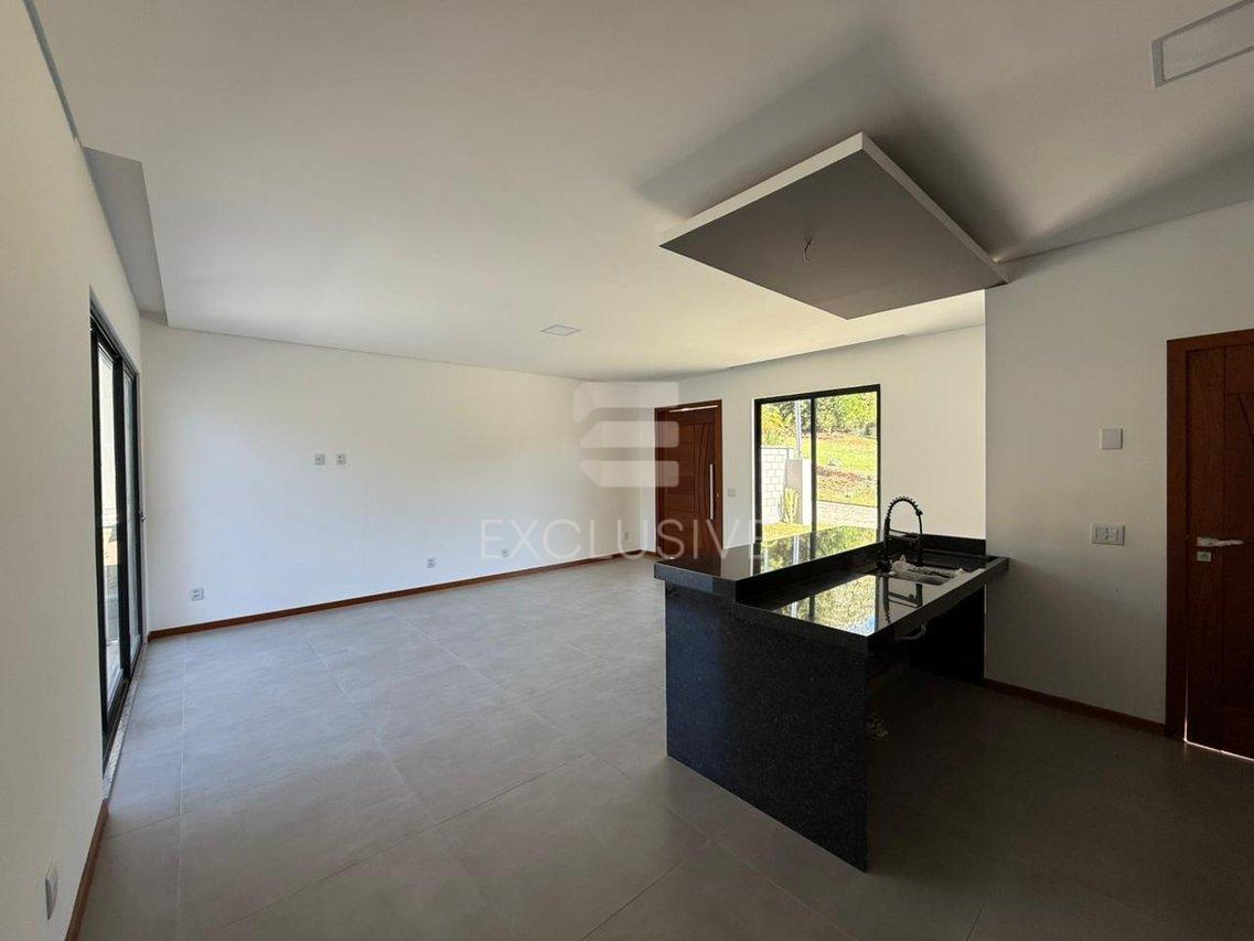 Casa a venda com 3 dormit&oacute;rio R1.290.000,00 - C&ocirc;nego- Nova Friburgo/RJ  Nova Friburgo - 