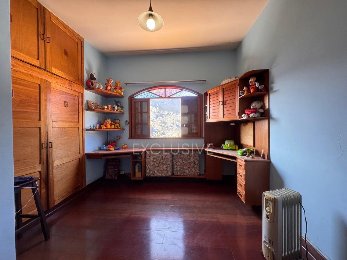 Casa com 4 dormitórios à venda, 445,8 m² por R$ 1.300.000, - Cônego - Nova Friburgo/RJ - Nova Friburgo - 