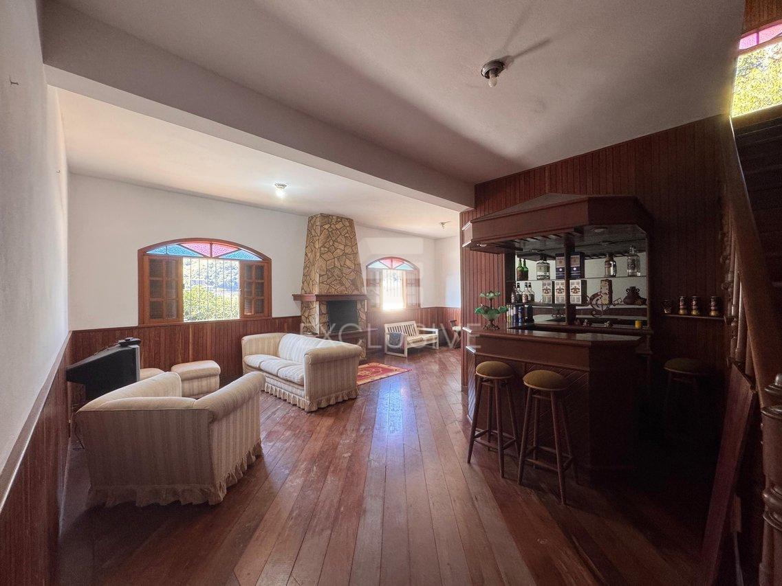 Casa com 4 dormitórios à venda, 445,8 m² por R$ 1.300.000, - Cônego - Nova Friburgo/RJ - Nova Friburgo - 