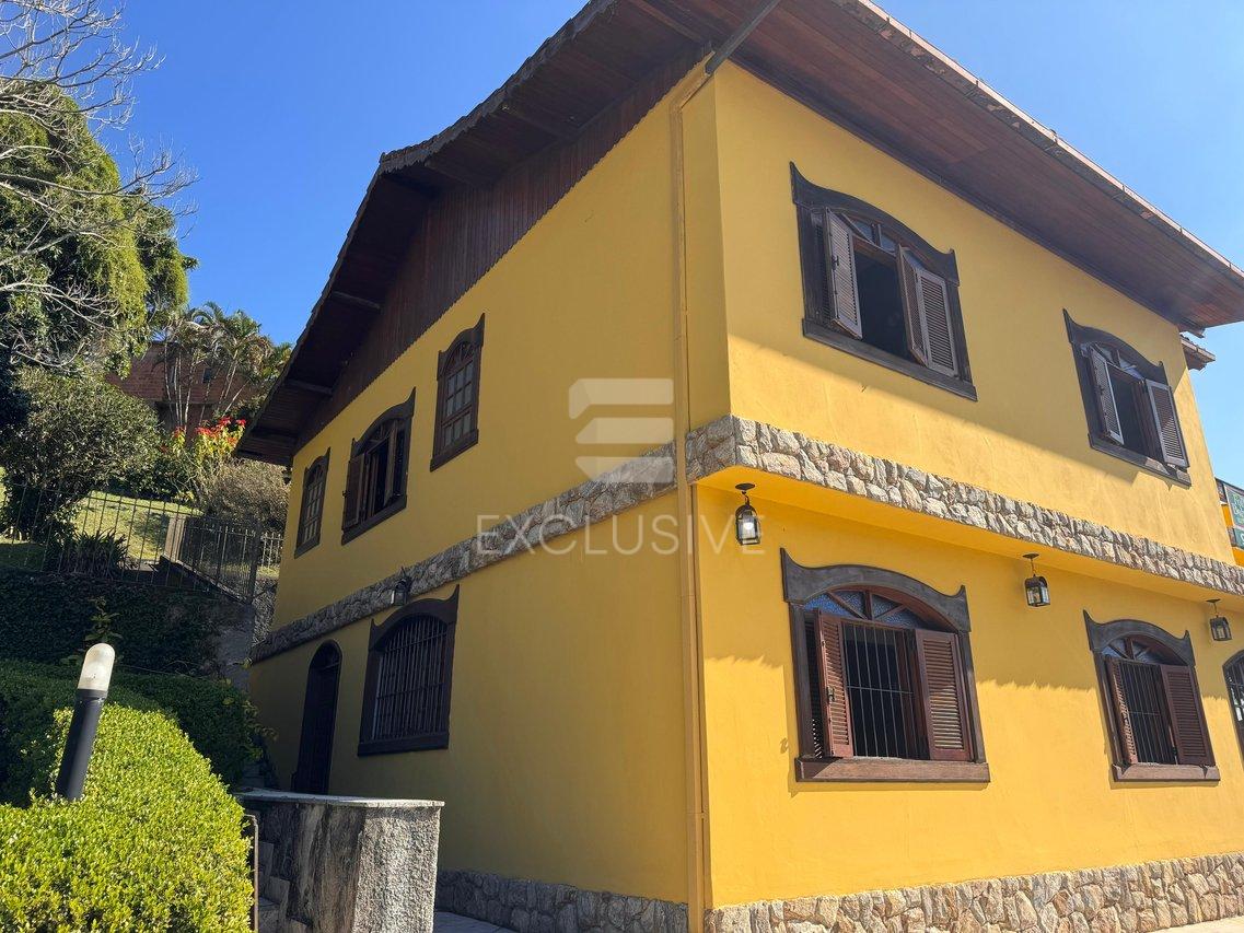 Casa com 4 dormitórios à venda, 445,8 m² por R$ 1.300.000, - Cônego - Nova Friburgo/RJ - Nova Friburgo - 