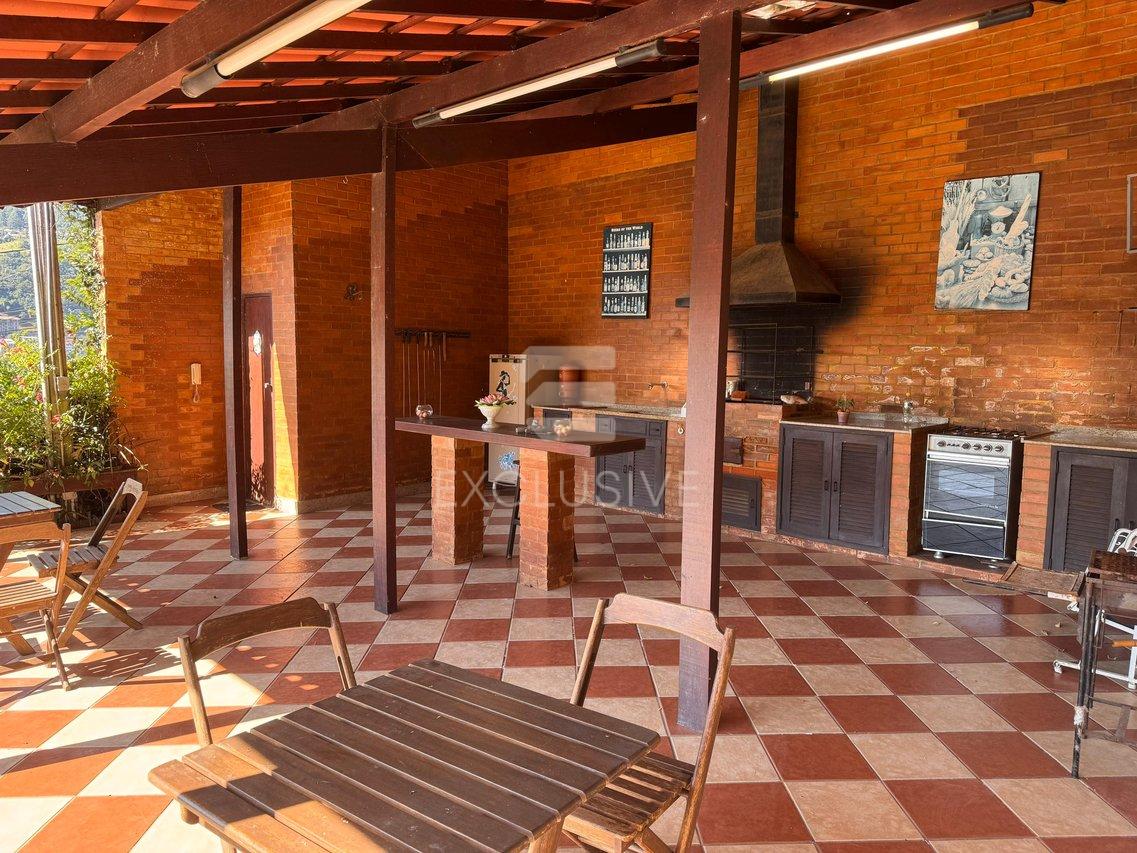 Casa com 4 dormitórios à venda, 445,8 m² por R$ 1.300.000, - Cônego - Nova Friburgo/RJ - Nova Friburgo - 