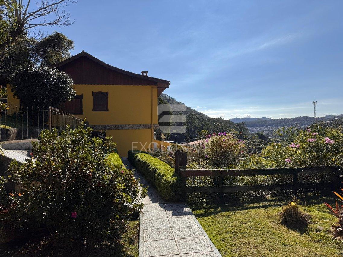 Casa com 4 dormitórios à venda, 445,8 m² por R$ 1.300.000, - Cônego - Nova Friburgo/RJ - Nova Friburgo - 