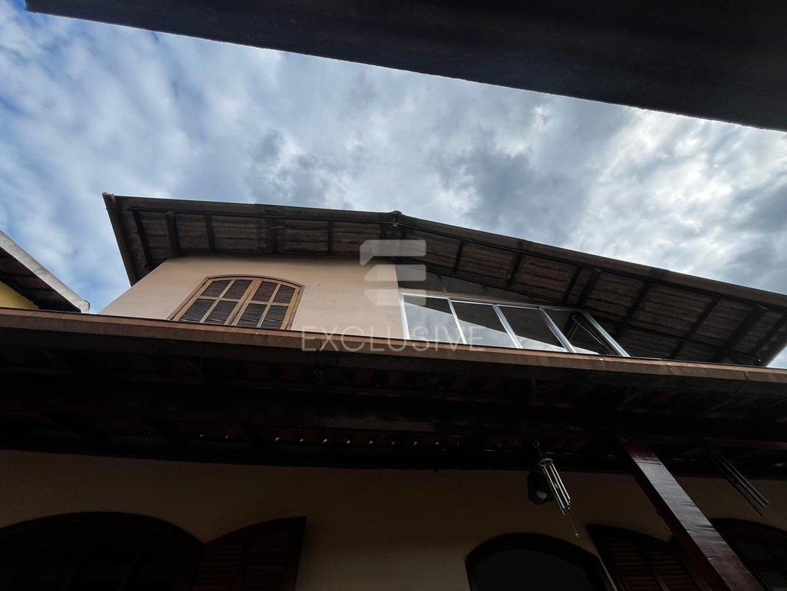 EXCELENTE CASA DE VILA 4 QUARTOS - CENTRO DE NOVA FRIBURGO - R$ 498.000,00 - Nova Friburgo - 