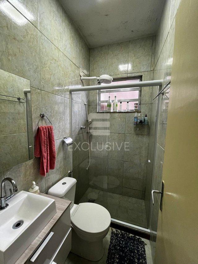 EXCELENTE CASA DE VILA 4 QUARTOS - CENTRO DE NOVA FRIBURGO - R$ 498.000,00 - Nova Friburgo - 