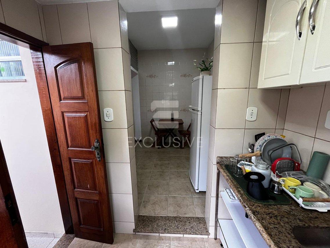 EXCELENTE CASA DE VILA 4 QUARTOS - CENTRO DE NOVA FRIBURGO - R$ 498.000,00 - Nova Friburgo - 
