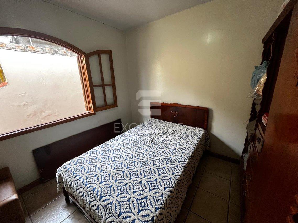 EXCELENTE CASA DE VILA 4 QUARTOS - CENTRO DE NOVA FRIBURGO - R$ 498.000,00 - Nova Friburgo - 