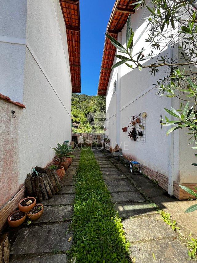 Casa com 2 dormitórios à venda, 200 m² por R$ 450.000,00 -Cônego - Nova Friburgo/RJ - Nova Friburgo - 