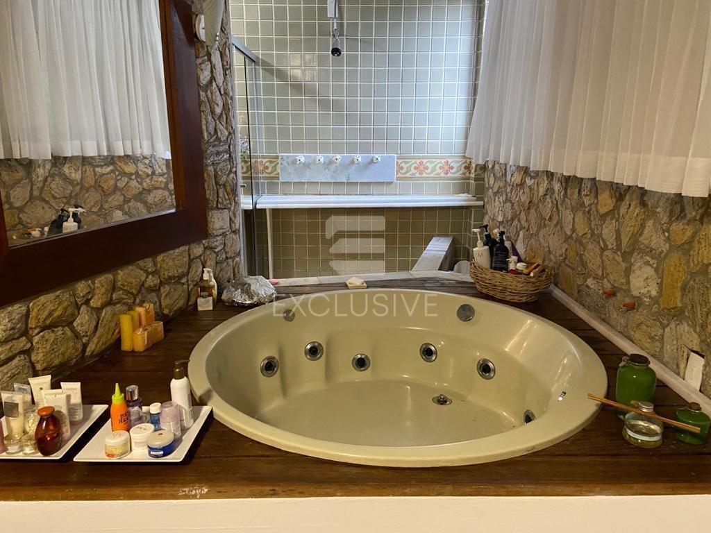 CASA SANTA ELISA - NOVA FRIBURGO - RJ R$ 1.600.000,00 - Nova Friburgo - 