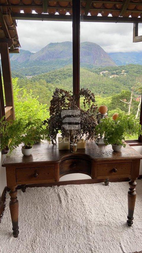 CASA SANTA ELISA - NOVA FRIBURGO - RJ R$ 1.600.000,00 - Nova Friburgo - 