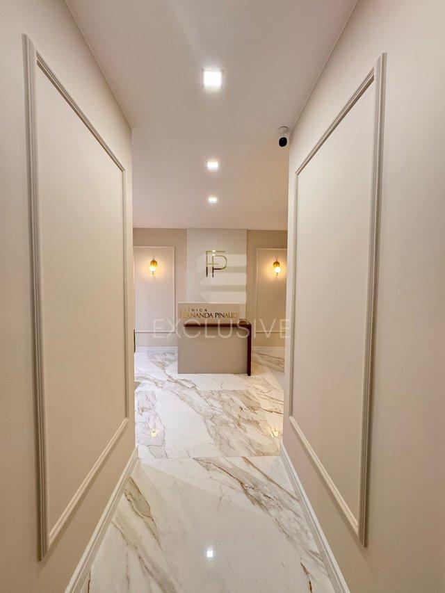 EXCELENTE SALA COMERCIAL PRA SUB-LOCAÇÃO VALOR R$1.000,00 - CENTRO - NOVA FRIBURGO Rua General Osório Nova Friburgo - 