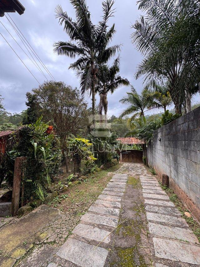 Casa Varginha, Nova Friburgo - RJ 450.000,00 - Nova Friburgo - 