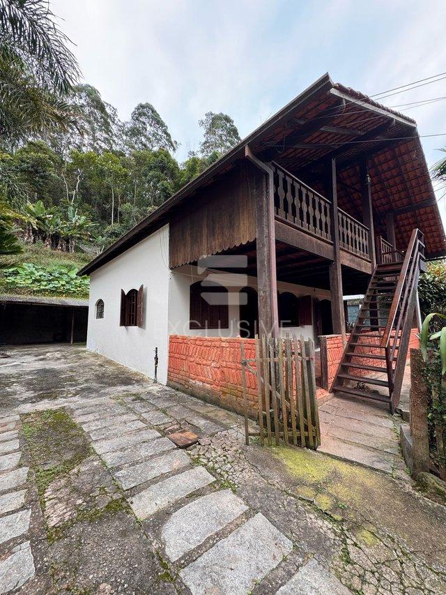Casa Varginha, Nova Friburgo - RJ 450.000,00 - Nova Friburgo - 