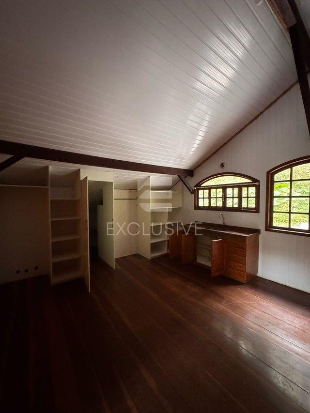 Casa Varginha, Nova Friburgo - RJ 450.000,00 - Nova Friburgo - 