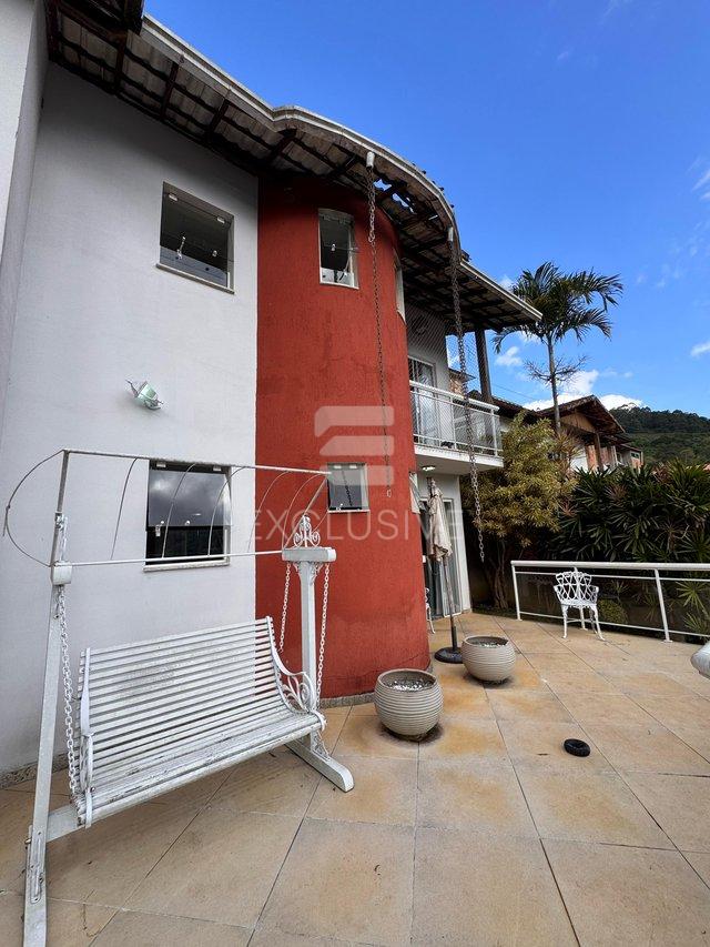 Casa com 3 dormitórios à venda, 180 m² por R$ 790.000,00 - Sitio são Luiz - Nova Friburgo - Nova Friburgo - 