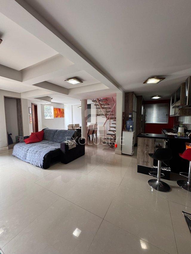 Casa com 3 dormitórios à venda, 180 m² por R$ 790.000,00 - Sitio são Luiz - Nova Friburgo - Nova Friburgo - 