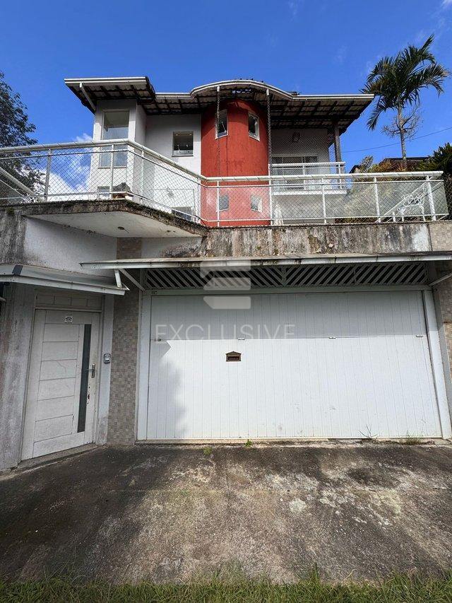Casa com 3 dormitórios à venda, 180 m² por R$ 790.000,00 - Sitio são Luiz - Nova Friburgo - Nova Friburgo - 