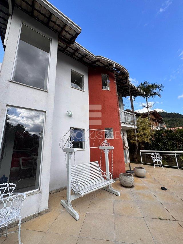 Casa com 3 dormitórios à venda, 180 m² por R$ 790.000,00 - Sitio são Luiz - Nova Friburgo - Nova Friburgo - 