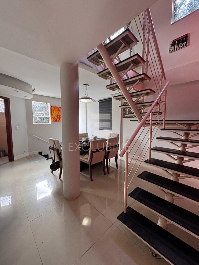 Casa com 3 dormitórios à venda, 180 m² por R$ 790.000,00 - Sitio são Luiz - Nova Friburgo - Nova Friburgo - 