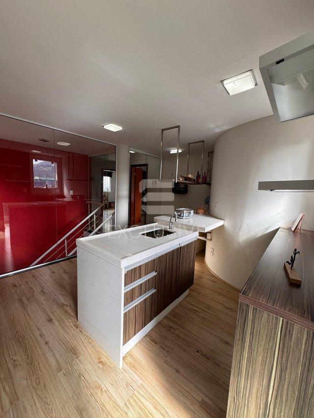 Casa com 3 dormitórios à venda, 180 m² por R$ 790.000,00 - Sitio são Luiz - Nova Friburgo - Nova Friburgo - 