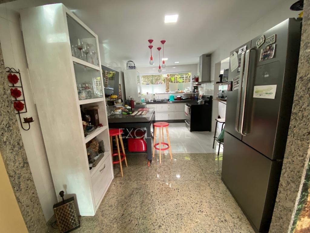 EXCELENTE APARTAMENTO 3 DORMITÓRIOS NO CÔNEGO - NOVA FRIBURGO -RJ. R$690.000,00 - Nova Friburgo - 