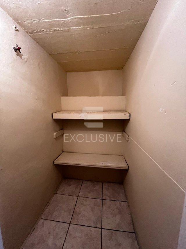EXCELENTE CASA 3 QUARTOS LINEAR EM OLARIA R$450.000,00 - NOVA FRIBURGO - Nova Friburgo - 