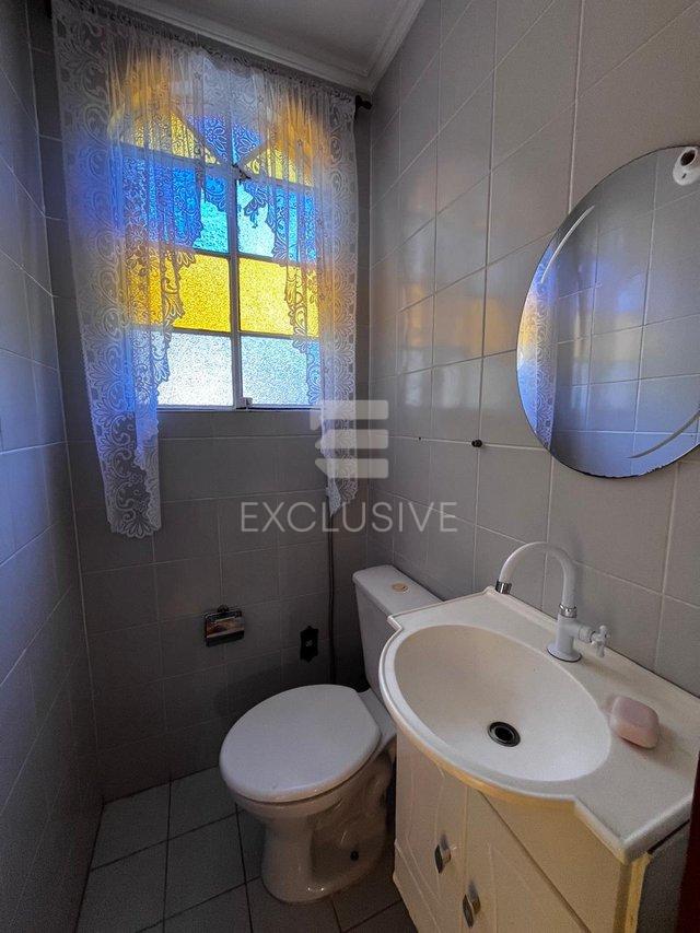 EXCELENTE CASA 3 QUARTOS LINEAR EM OLARIA R$450.000,00 - NOVA FRIBURGO - Nova Friburgo - 
