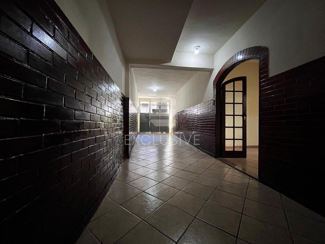 EXCELENTE CASA 3 QUARTOS LINEAR EM OLARIA R$450.000,00 - NOVA FRIBURGO - Nova Friburgo - 