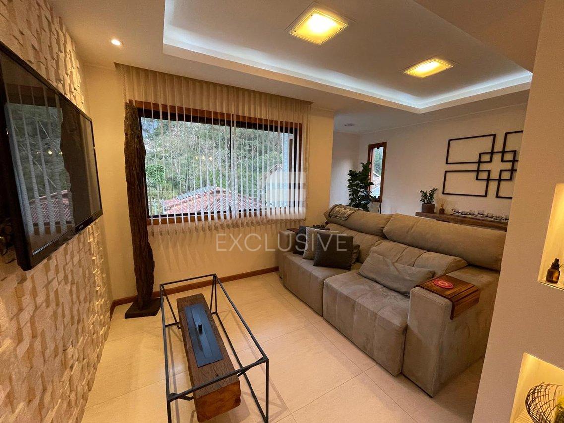 Casa com 3 dormitórios à venda, 110 m² por R$ 980.000 - Cônego - Nova Friburgo/RJ - Nova Friburgo - 