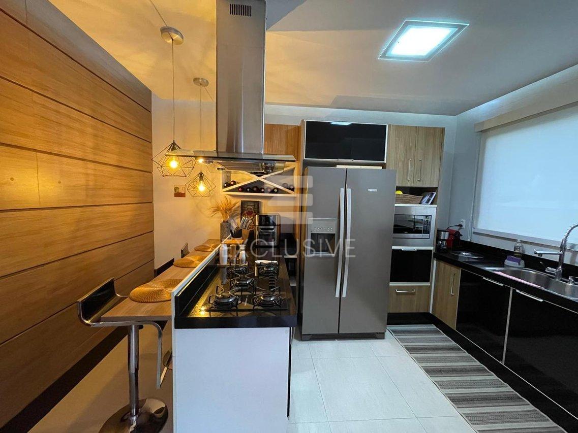 Casa com 3 dormitórios à venda, 110 m² por R$ 980.000 - Cônego - Nova Friburgo/RJ - Nova Friburgo - 
