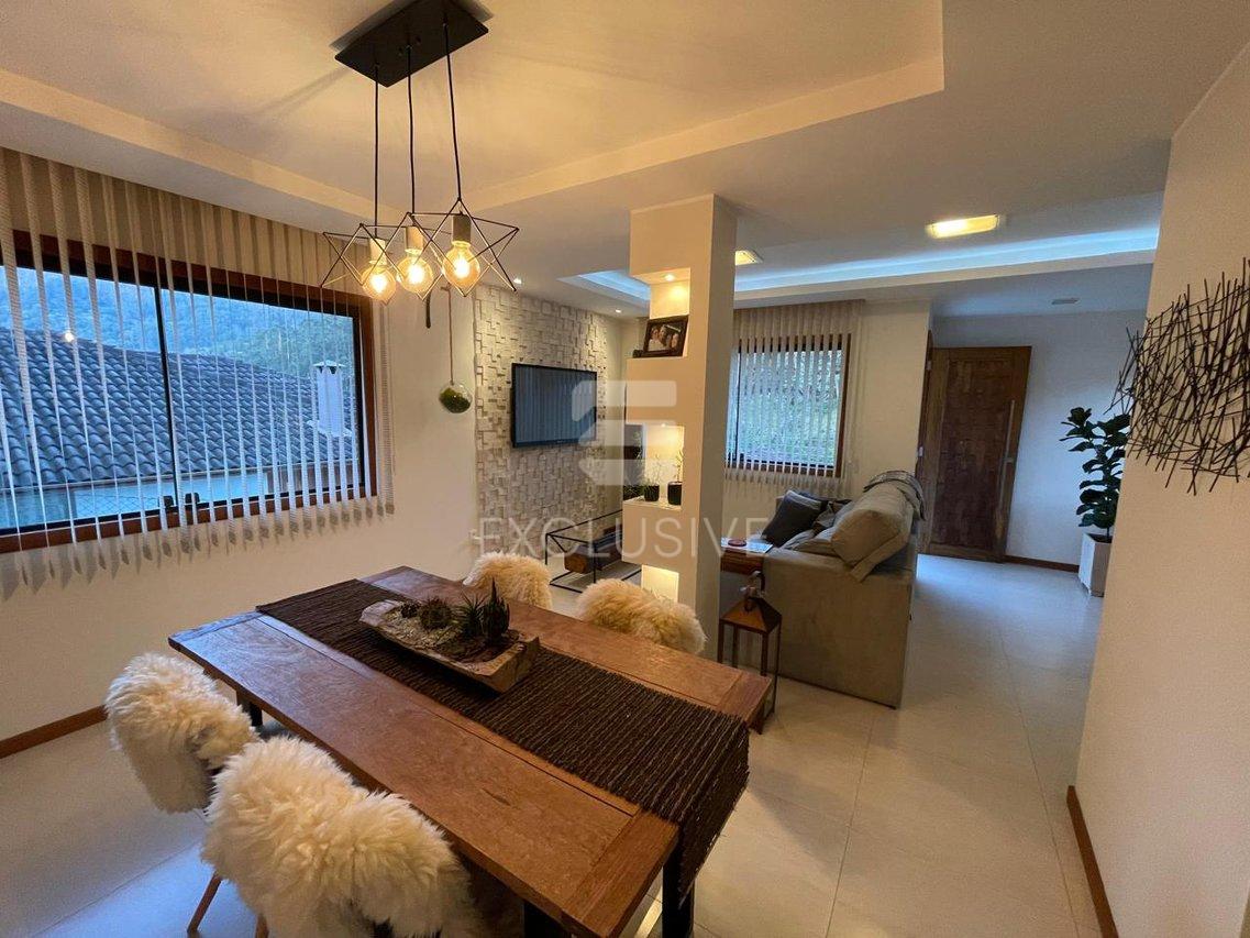 Casa com 3 dormitórios à venda, 110 m² por R$ 980.000 - Cônego - Nova Friburgo/RJ - Nova Friburgo - 