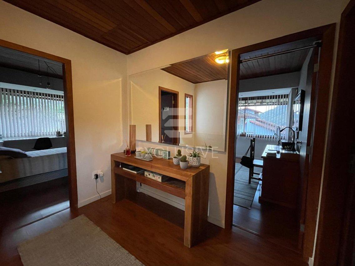 Casa com 3 dormitórios à venda, 110 m² por R$ 980.000 - Cônego - Nova Friburgo/RJ - Nova Friburgo - 
