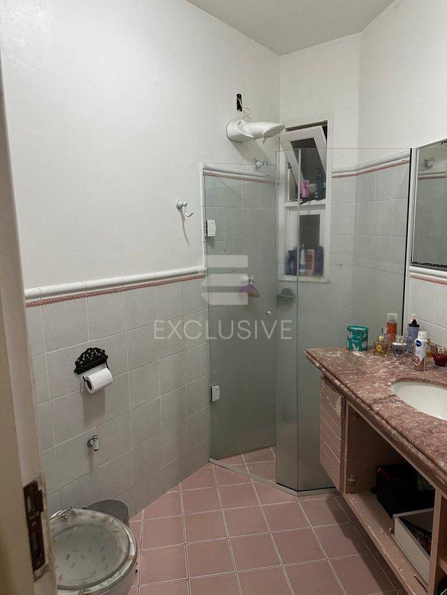 Casa com 3 dormitórios linear à venda, 255 m² por R$1.100.000, 00 - Vale dos Pinheiros - Nova Friburgo - 