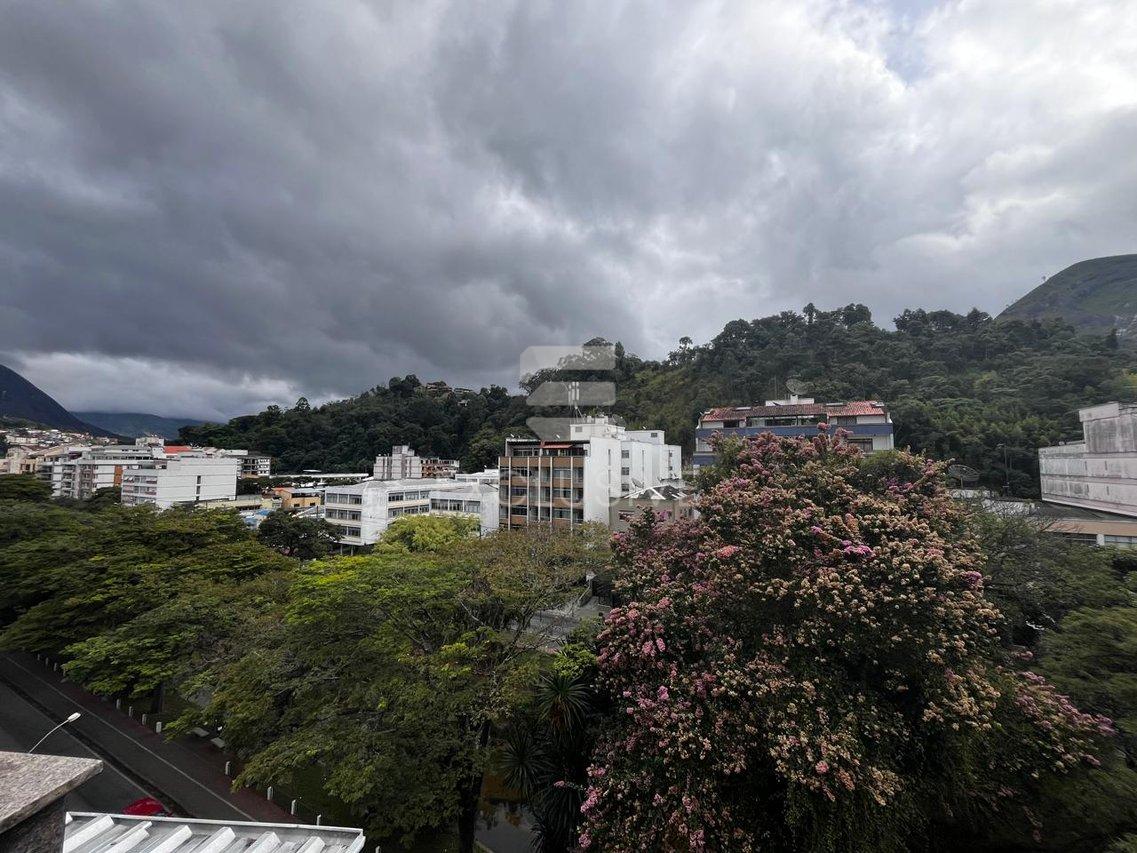 EXCELENTE COBERTURA CENTRO - NOVA FRIBURGO R$ 2.000.000,00 - Nova Friburgo - 