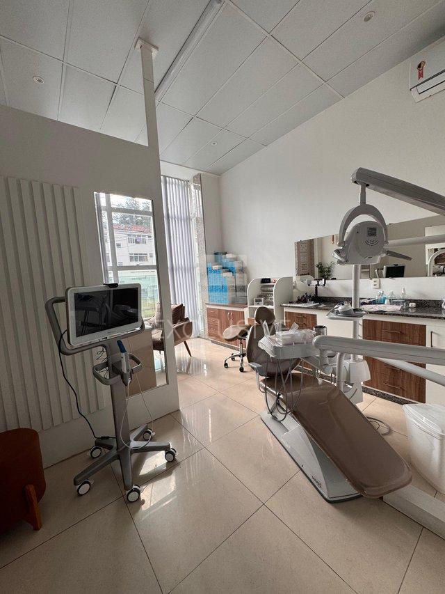 EXCELENTE LOJA/SALA LOCAÇÃO NO CENTR0 - NOVA FRIBURGO Rua Carlos Alberto Braune Nova Friburgo - 