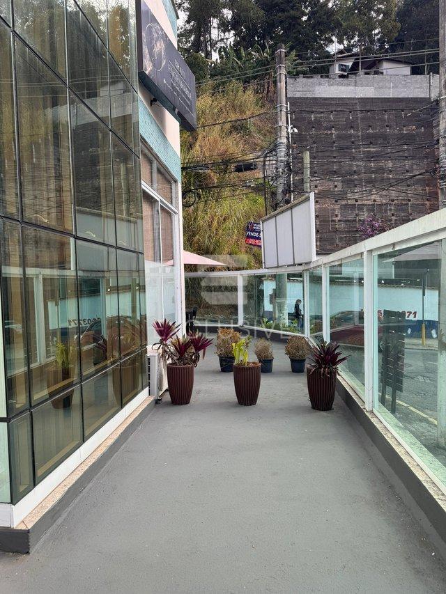 EXCELENTE LOJA/SALA LOCAÇÃO NO CENTR0 - NOVA FRIBURGO Rua Carlos Alberto Braune Nova Friburgo - 