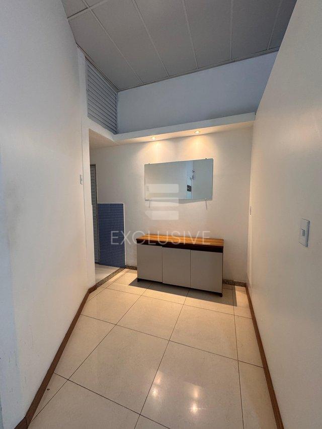 EXCELENTE LOJA/SALA LOCAÇÃO NO CENTR0 - NOVA FRIBURGO Rua Carlos Alberto Braune Nova Friburgo - 