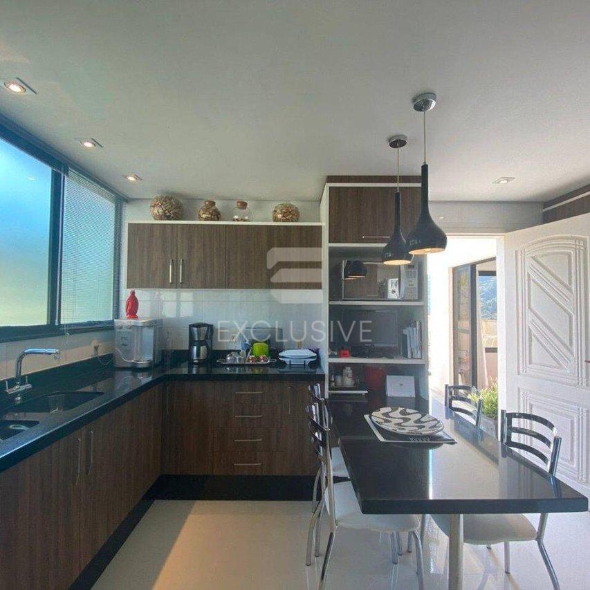 Cobertura com 3 dormitórios à venda, 136 m² por R$ 800.000 - Cônego - Nova Friburgo - Nova Friburgo - 