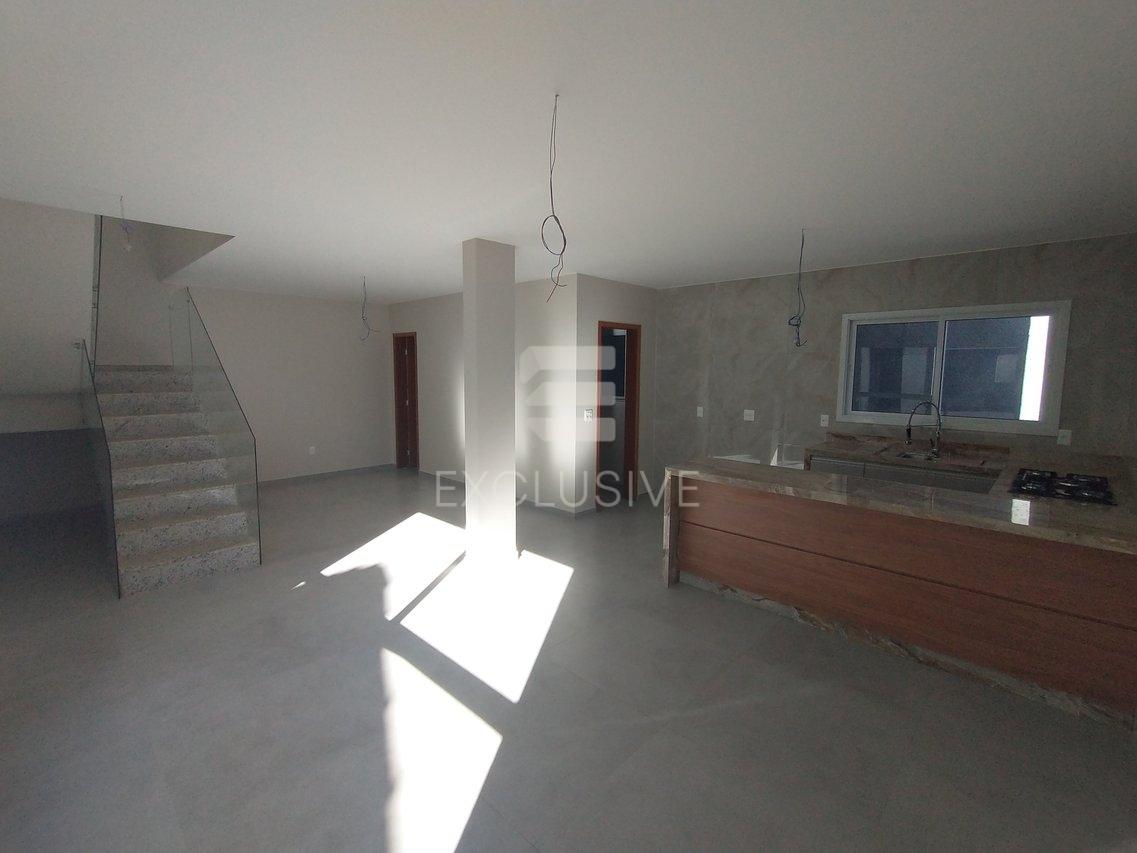 Casa com 3 dormitórios à venda, 153 m² por R$ 760.000 - Mirante Real - Nova Friburgo - 