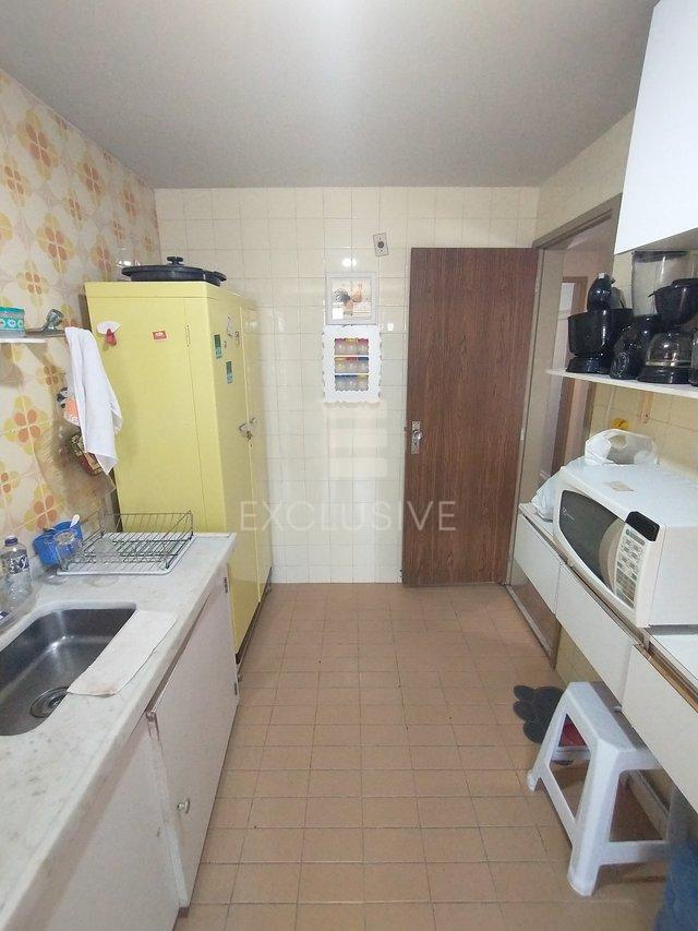 Apartamento com 4 dormitórios à venda, 110 m² por R$ 480.000 - Olaria - Nova Friburgo - 
