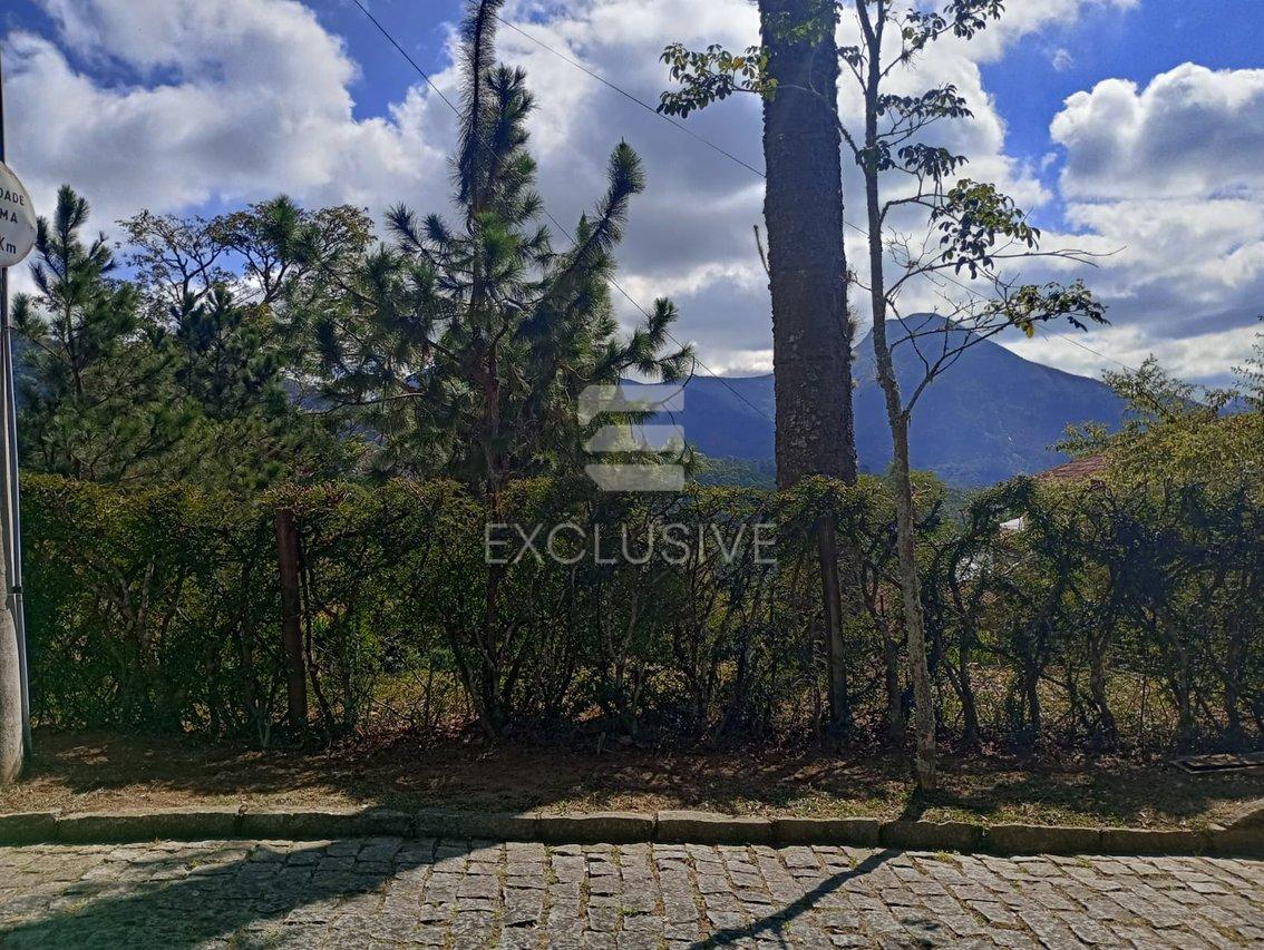 Terreno à venda, 825 m² por R$ 300.000 - Cascatinha- Nova Friburgo/RJ Rua Avelino Frotte Nova Friburgo - 