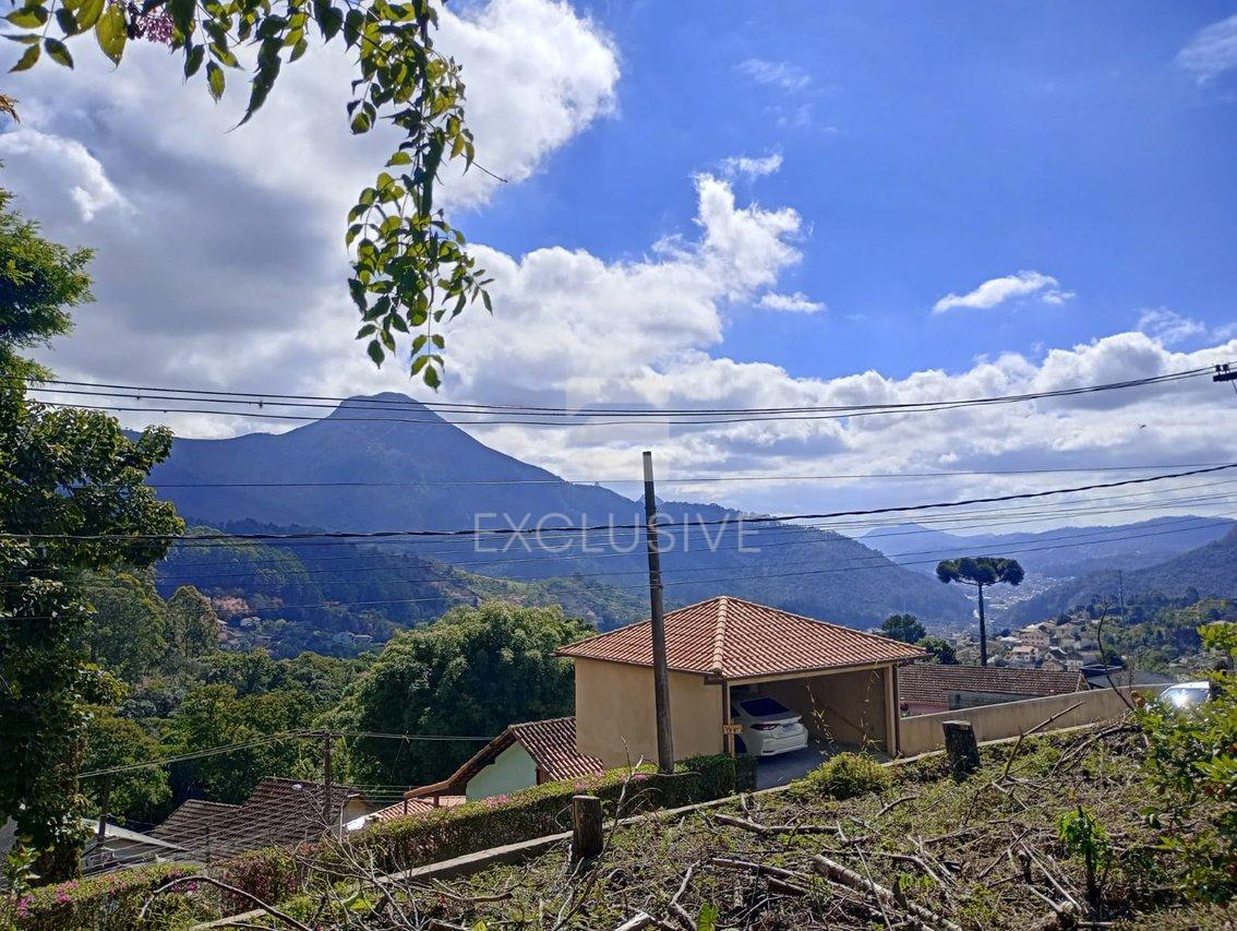 Terreno à venda, 825 m² por R$ 300.000 - Cascatinha- Nova Friburgo/RJ Rua Avelino Frotte Nova Friburgo - 