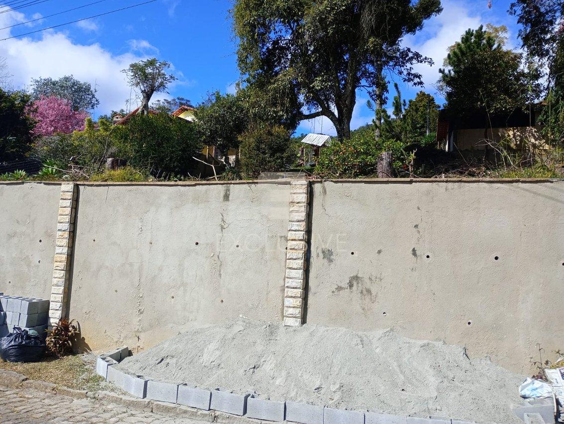 Terreno à venda, 825 m² por R$ 300.000 - Cascatinha- Nova Friburgo/RJ Rua Avelino Frotte Nova Friburgo - 