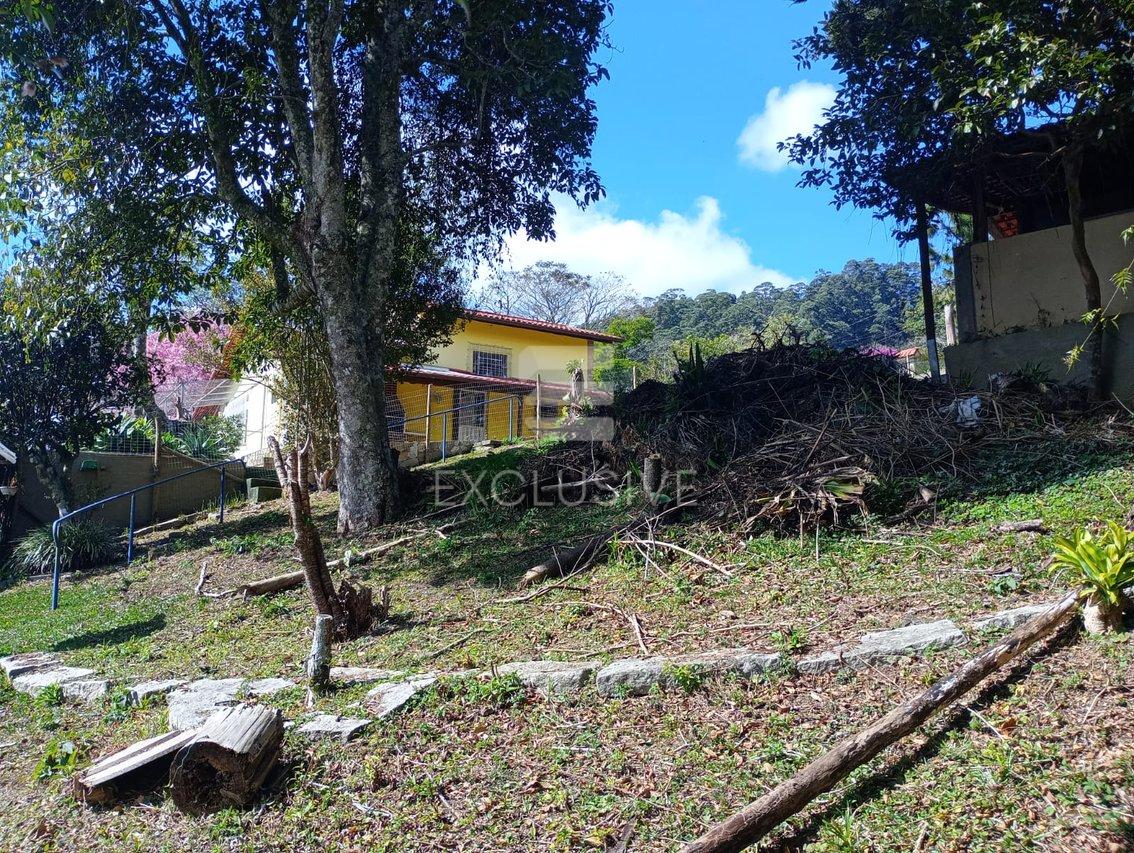 Terreno à venda, 825 m² por R$ 300.000 - Cascatinha- Nova Friburgo/RJ Rua Avelino Frotte Nova Friburgo - 