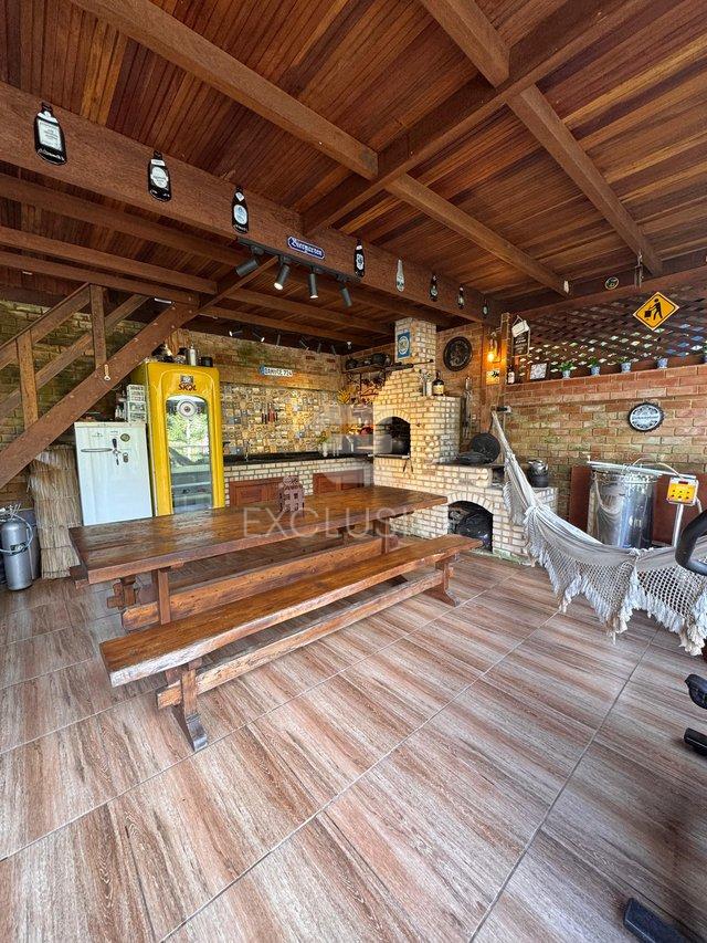 Casa com 3 dormitórios à venda, 200 m² por R$ 720.000,00 - Mury - Nova Friburgo/RJ - Nova Friburgo - 
