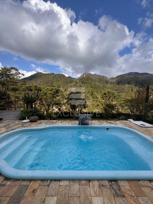 Casa com 3 dormitórios à venda, 200 m² por R$ 720.000,00 - Mury - Nova Friburgo/RJ - Nova Friburgo - 